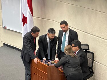 Diputados logran consenso en 13 comisiones; conformaron Credenciales y Gobierno a través del voto
