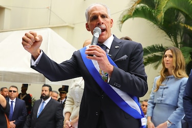 El conservador Nasry ‘Tito’ Asfura asume como nuevo presidente de Honduras
