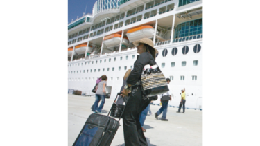 S&P rebajaría calificación de Royal Caribbean a basura 