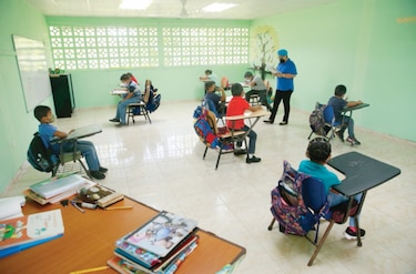 Panamá inicia el retorno gradual a las aulas de clases en 78 centros educativos