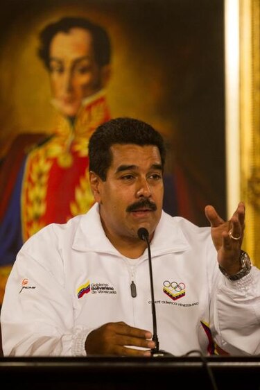 Maduro dice a canciller español que 'saque sus narices' de Venezuela