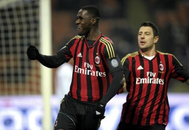 Roma empata con Milan y sigue perdiendo terreno ante Juventus