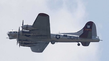 Reportan al menos cinco muertos tras accidente de avión de la Segunda Guerra en Estados Unidos