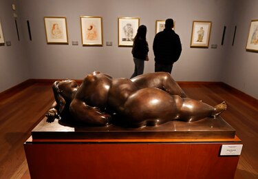 Subastan en Colombia 90 obras de Botero, Obregón y Picasso, entre otros
