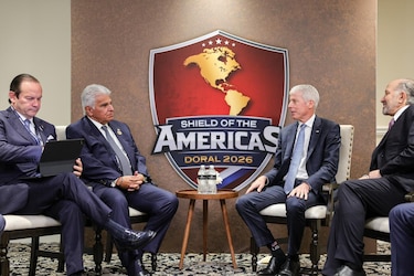 Mulino aborda con Estados Unidos el gasoducto por el Canal y la interconexión eléctrica con Colombia