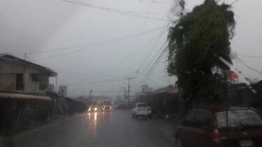 Se mantiene el aviso de prevención por fuertes lluvias en el país