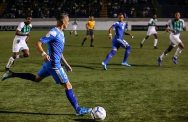 Nicaragua vence a Dominica 3-1 en la Liga