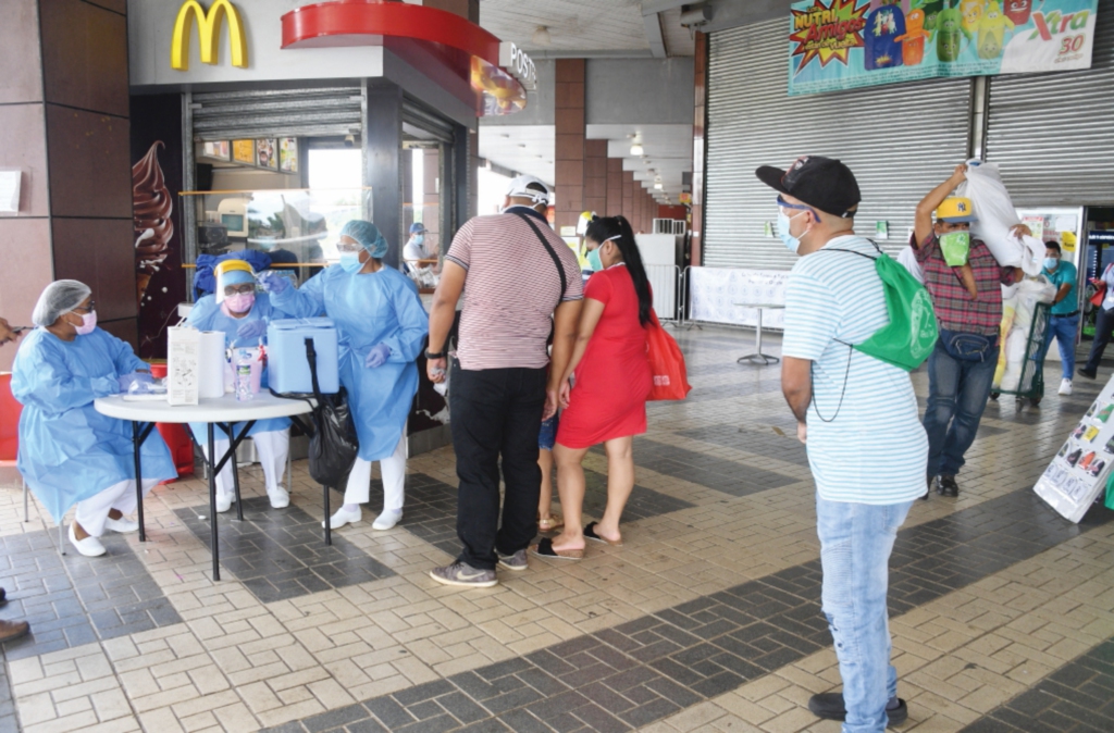 Minsa hace llamado a la población para que acuda a vacunarse contra la influenza