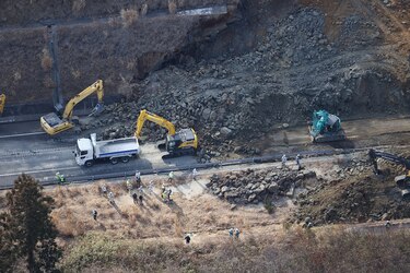 Al menos 100 heridos en Japón tras terremoto frente a costas de Fukushima