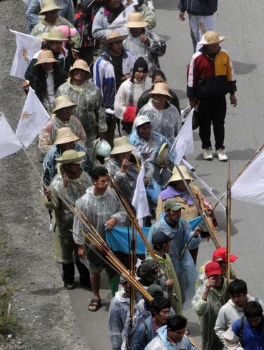 Indígenas exigen a Morales que cancele la construcción de carretera