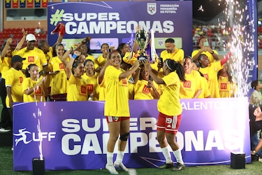 Chorrillo F.C. conquista la Súper Final femenina con autoridad ante Santa Fe