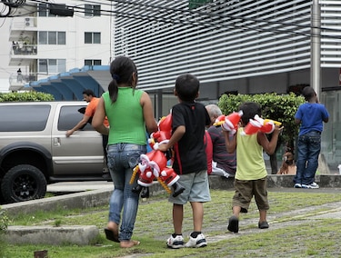 Decretan toque de queda para menores de edad durante el Carnaval