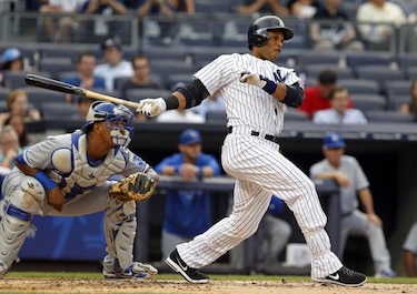 Canó y Nova ayudan a Yankees a vencer a Reales