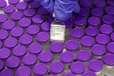 La OMS da su primera homologación de emergencia a la vacuna Pfizer-BioNTech