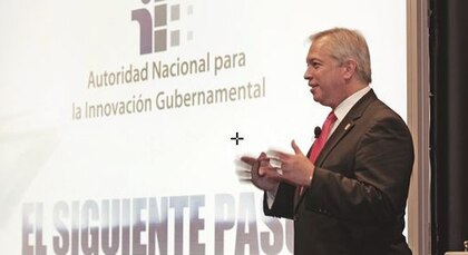 Exjefe de la AIG no justificó contrato con empresa de Mayer Mizrachi