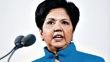 Indra Nooyi deja presidencia Pepsi, tras 12 años al mando