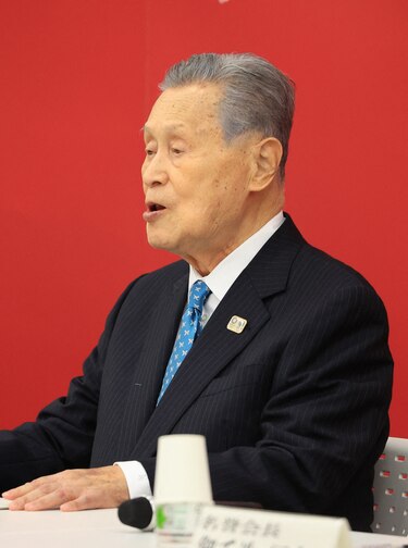El presidente de los Juegos de Tokio dimite tras comentarios sexistas