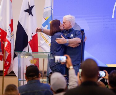 Marta Linares será la compañera de fórmula presidencial de Ricardo Martinelli