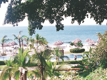 Decameron y  RIU cierran sus puertas 