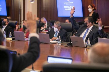Gabinete aprueba el traspaso de dos áreas de fondo de mar a la ACP