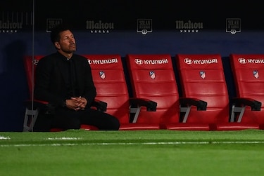 Un Barcelona bajo presión recibe al Atlético en semana decisiva para el título