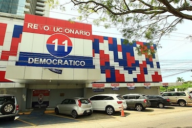 A partir del próximo 31 de julio los precandidatos del PRD podrán hacer campaña política