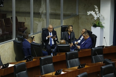 Cambios al reglamento de la Asamblea: ajustes cosméticos a un sistema intacto