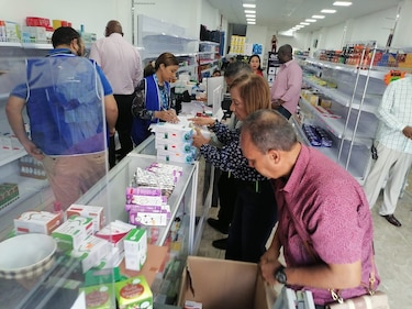 Autoridades desmantelan una farmacia clandestina que funcionaba dentro de la Zona Libre de Colón