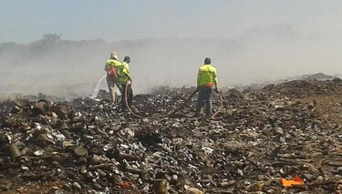 Emplazan al alcalde chitreano a solucionar problema del vertedero de basura