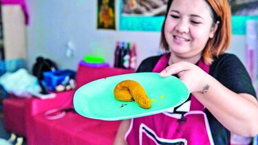 Sensación por pasteles en forma de caca de perro