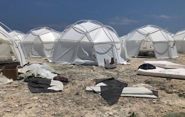 Dos fans, indemnizados con $5 millones por un festival de lujo desastroso en Bahamas