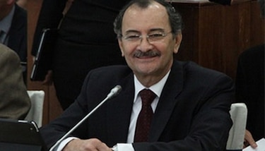 Jurado en Estados Unidos declara culpable de lavado de dinero a excontralor de Ecuador