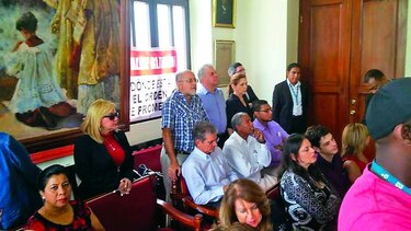 Ordenan suspender permisos para obras
