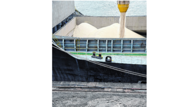 Fuerte superávit de azúcar en 2017-18 limitará precios