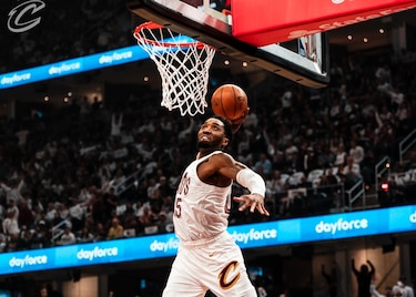 Los Cavaliers arrancan los ‘playoffs’ venciendo a los Magic