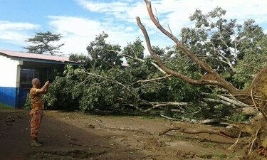 461 personas y 176 casas afectadas por mal tiempo en Santiago