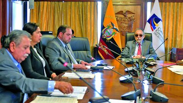 Corte ecuatoriana autoriza juicio político contra Glas