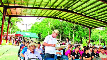 Darienitas exigen entrega de títulos de propiedad