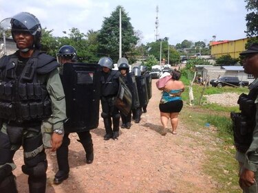 Policía desaloja a 500 familias en Chepo