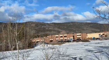 La Policía identifica a mujer de 18 años como autora del tiroteo en una escuela de Canadá