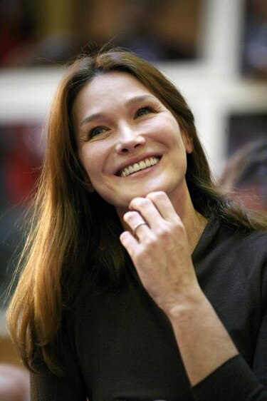 Carla Bruni posa para la 'Vogue' francesa