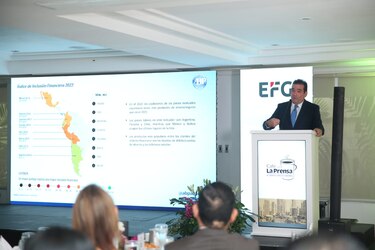 La banca crece en medio de retos como el alza de las tasas de interés y la innovación tecnológica