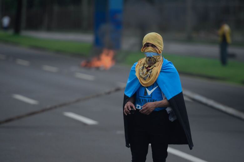 Cierran la vía Transístmica, frente a la Universidad de Panamá