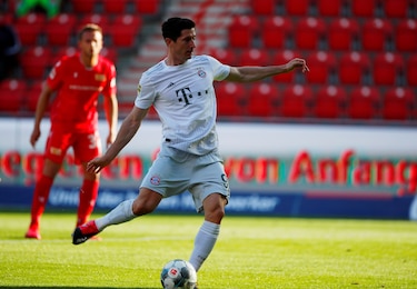 Bayern Múnich gana cómodamente en su regreso a la Bundesliga