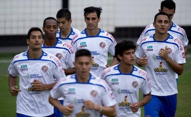 Costa Rica, en papel de gigante ante una Inglaterra eliminada