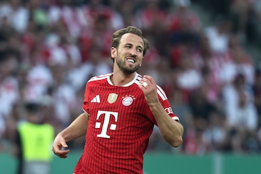 Tres goles de Harry Kane para el doblete del Bayern en Alemania