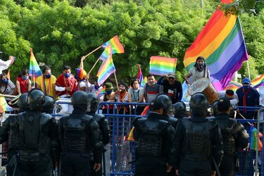 Poderes de Ecuador piden ‘transparencia’ en disputado escrutinio presidencial