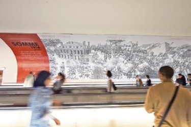 Mural en el metro de París