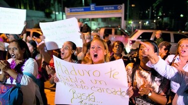 Oposición llama a lucha de calle