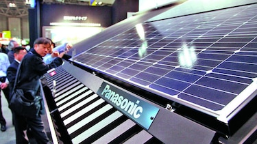 Apuestan por coches con paneles solares